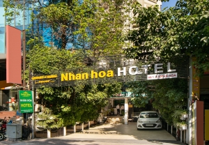 Khách sạn Nhân Hòa